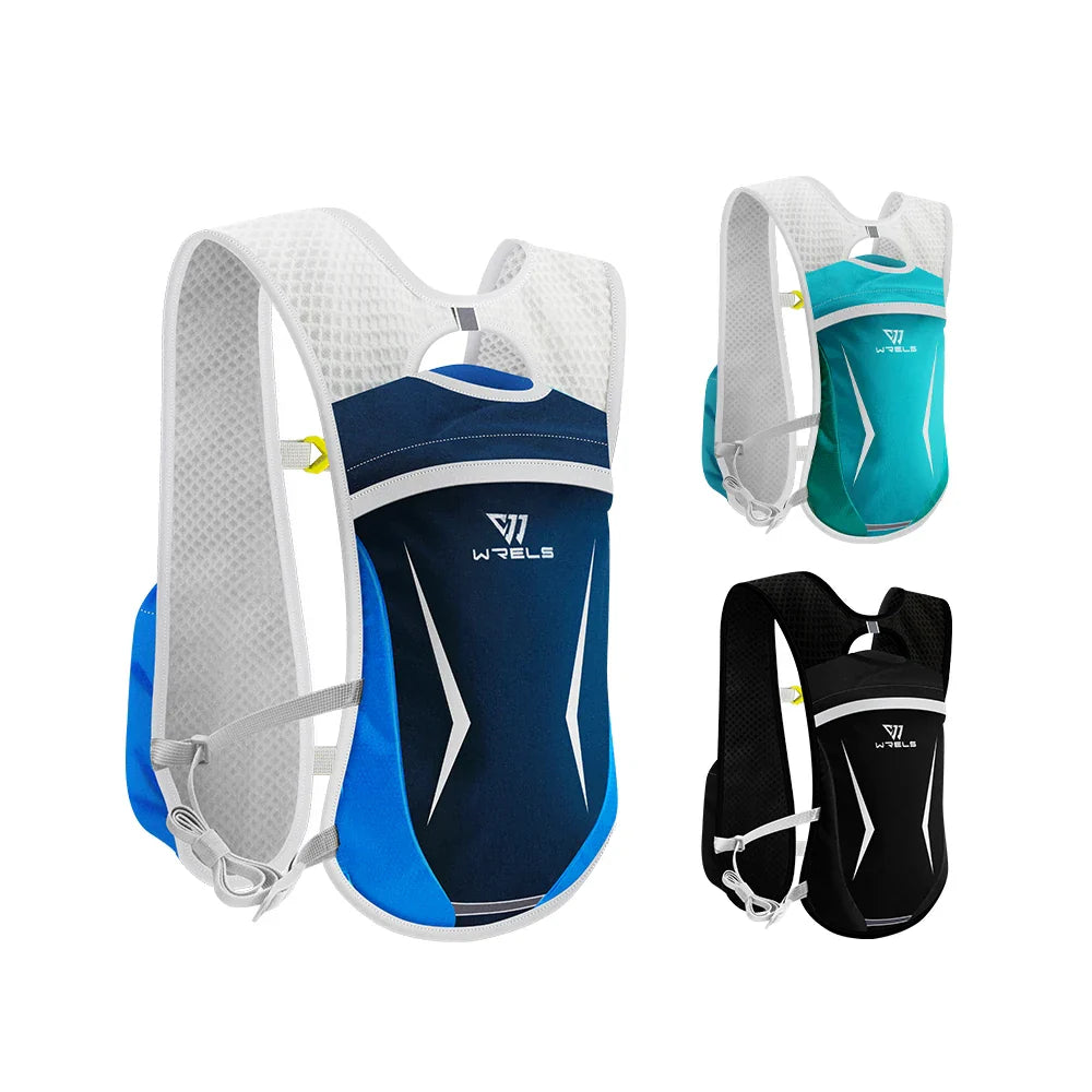 Lightweight running hydration vest with breathable mesh and front pockets