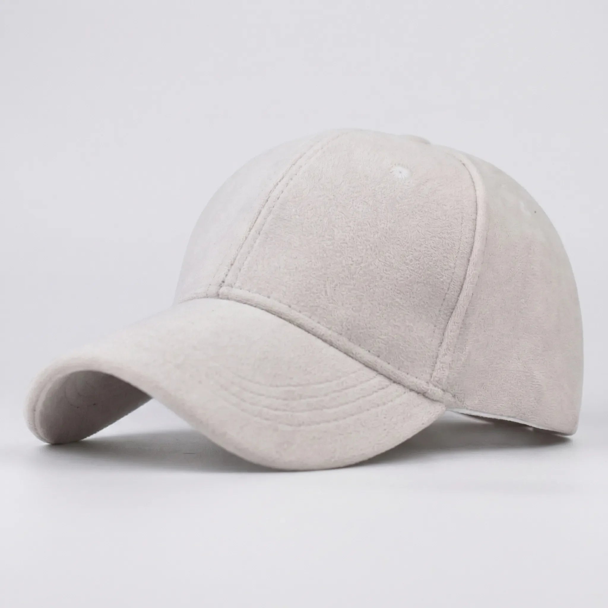 Retro suede baseball cap with snapback closure in unisex fit