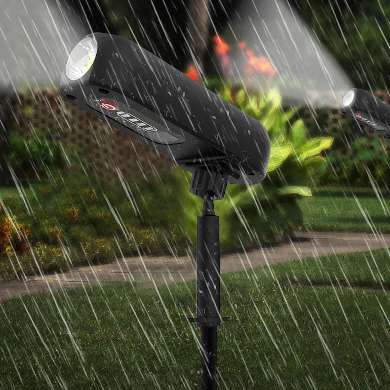 Solar-powered outdoor spotlight with adjustable beam and IP65 waterproof rating