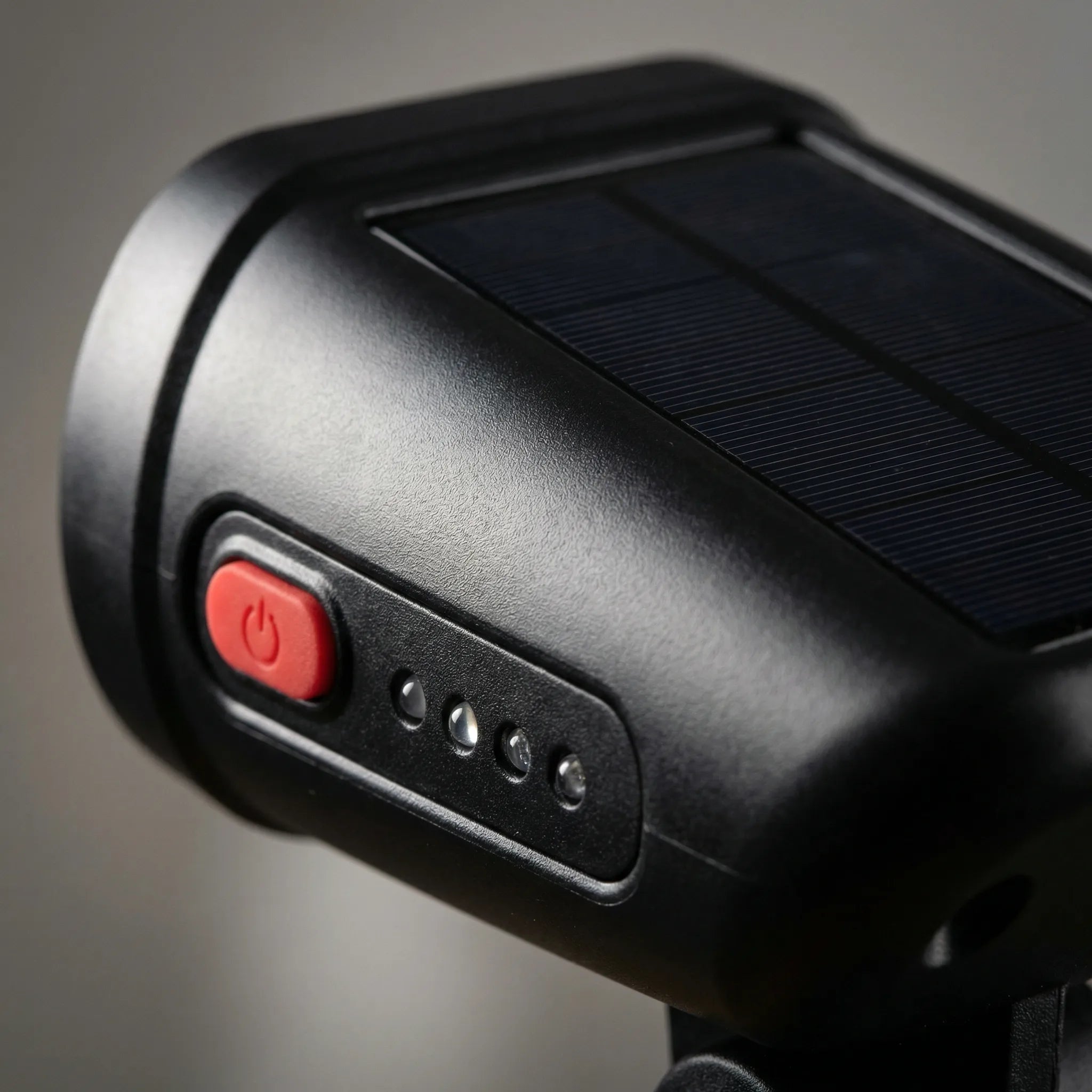 Solar-powered outdoor spotlight with adjustable beam and IP65 waterproof rating