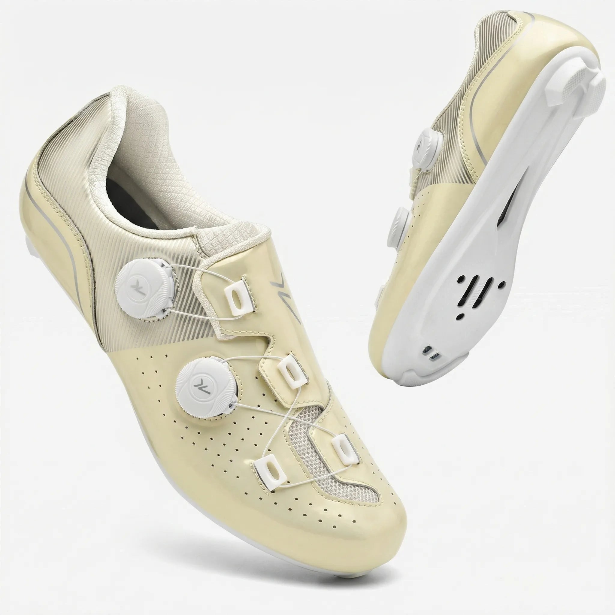 SPD cycling shoe with rotating buckle closure breathable upper