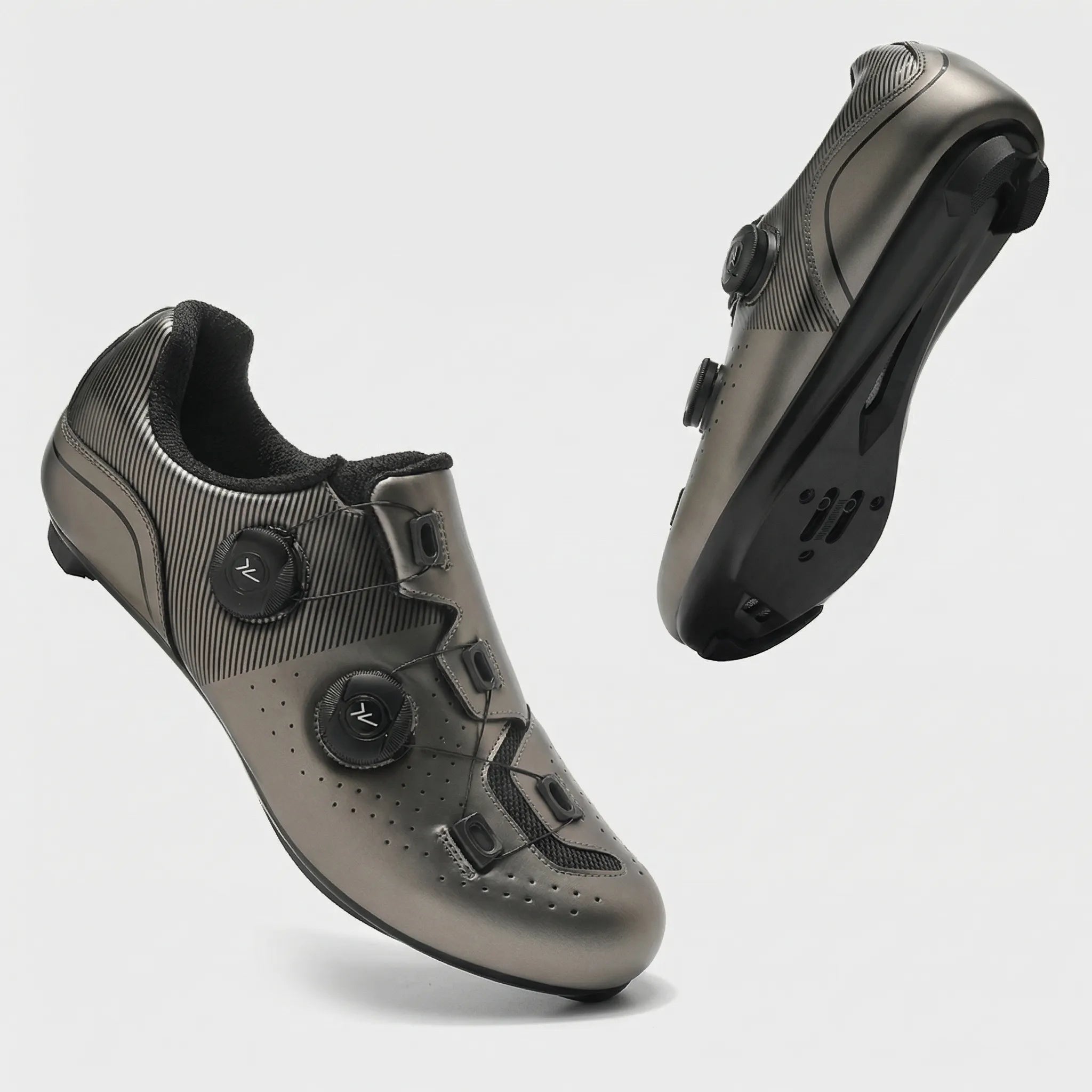 SPD cycling shoe with rotating buckle closure breathable upper