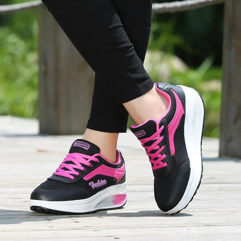 Women's platform walking shoes with breathable mesh and cushioned support