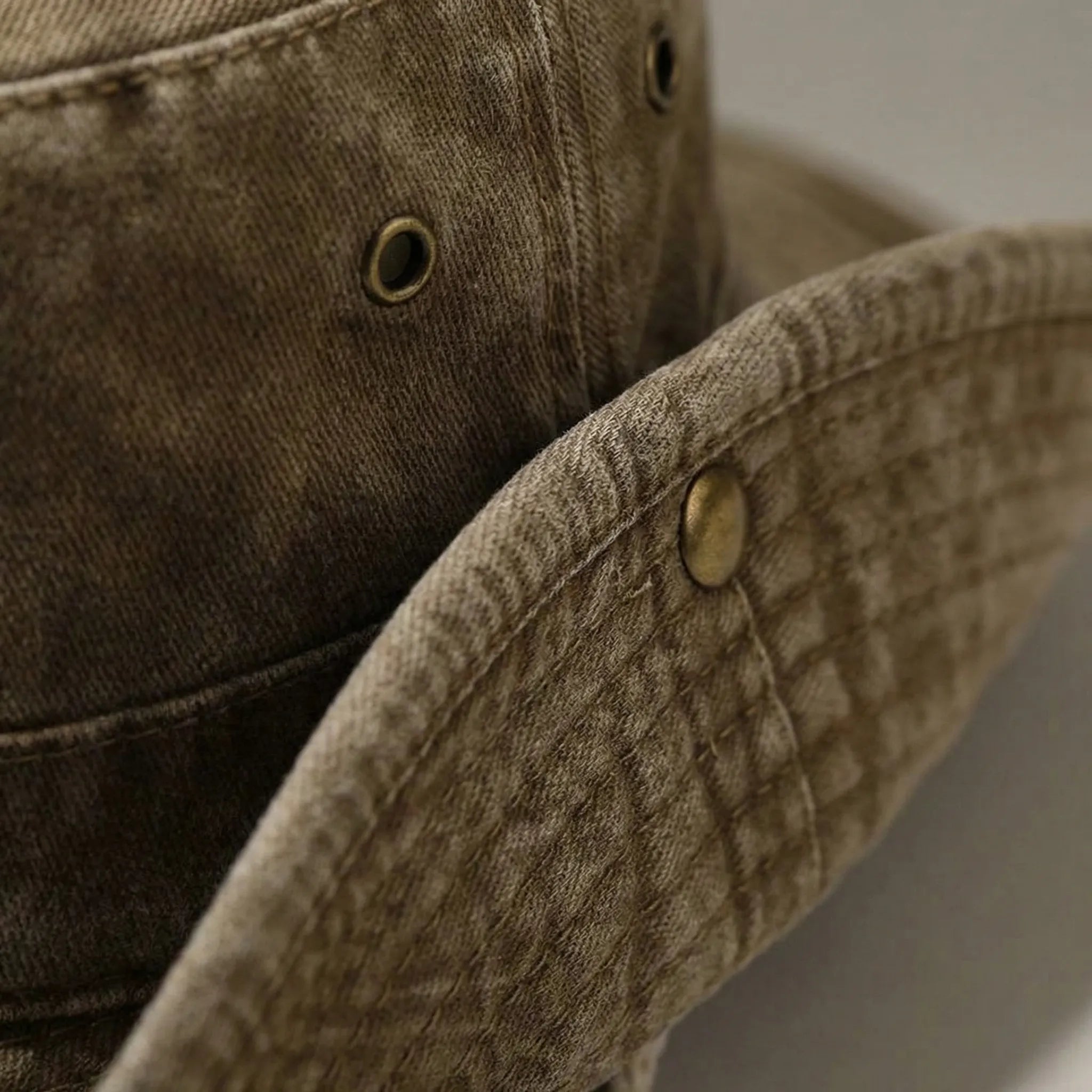Unisex bucket hat with structured brim in solid color