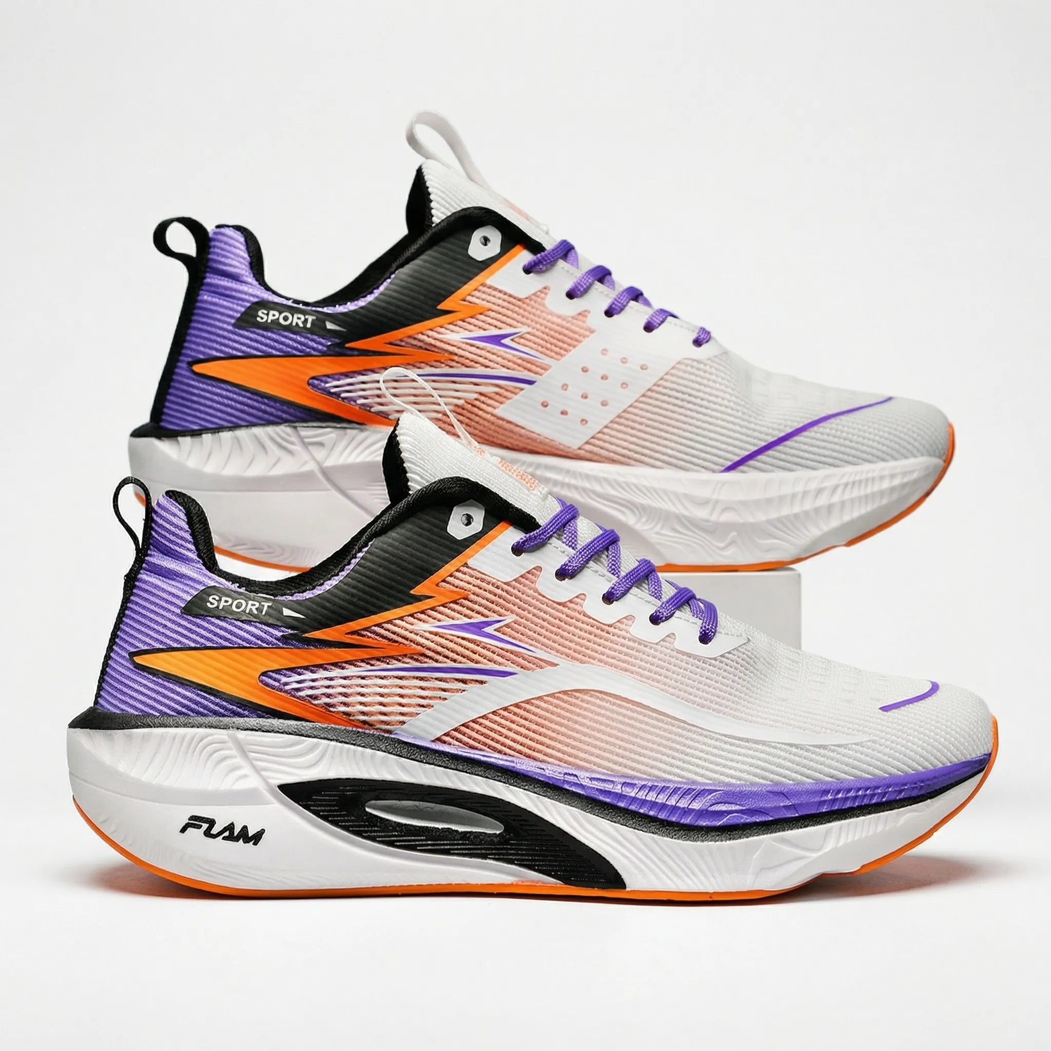 Running shoe with air cushion heel and carbon plate mesh upper