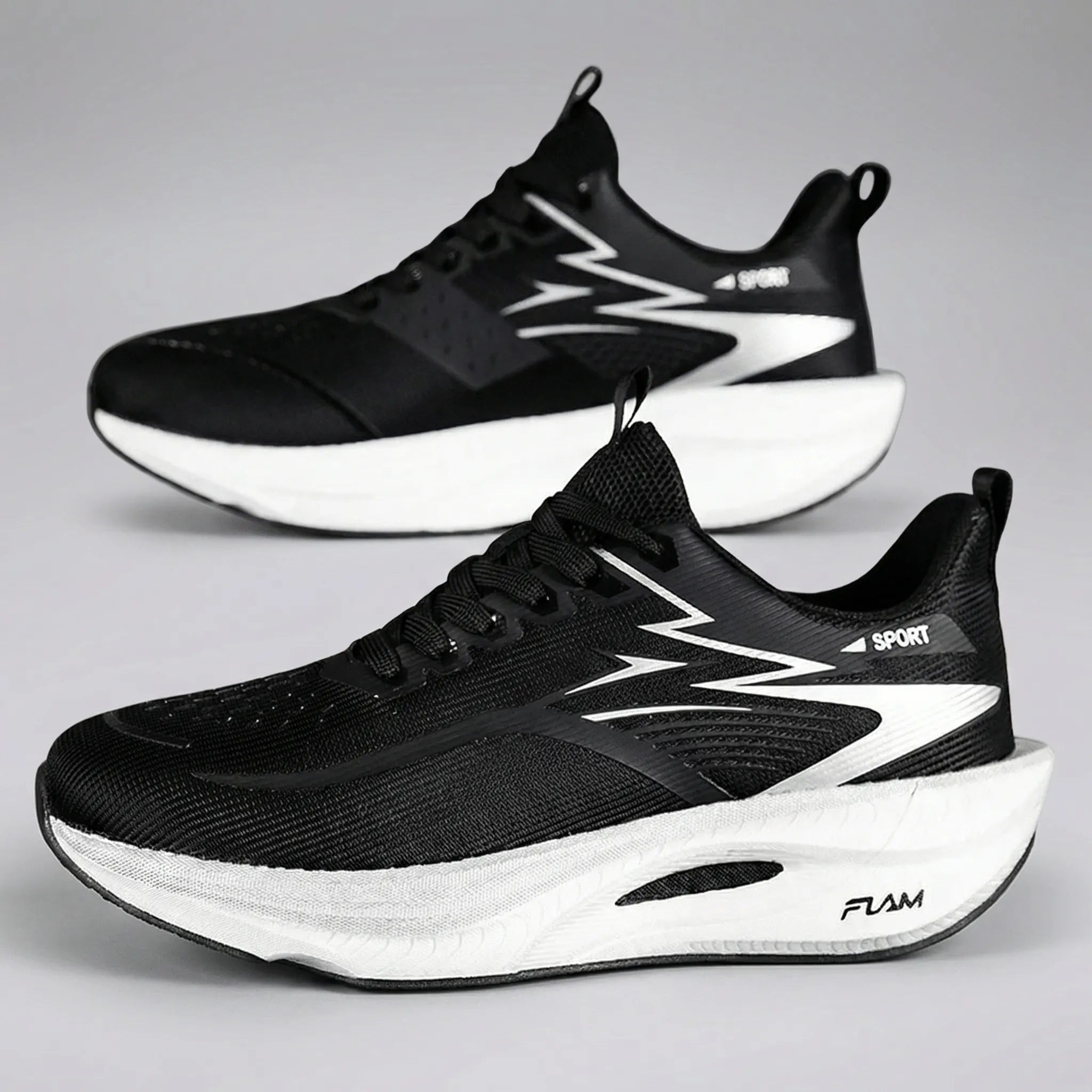 Running shoe with air cushion heel and carbon plate mesh upper