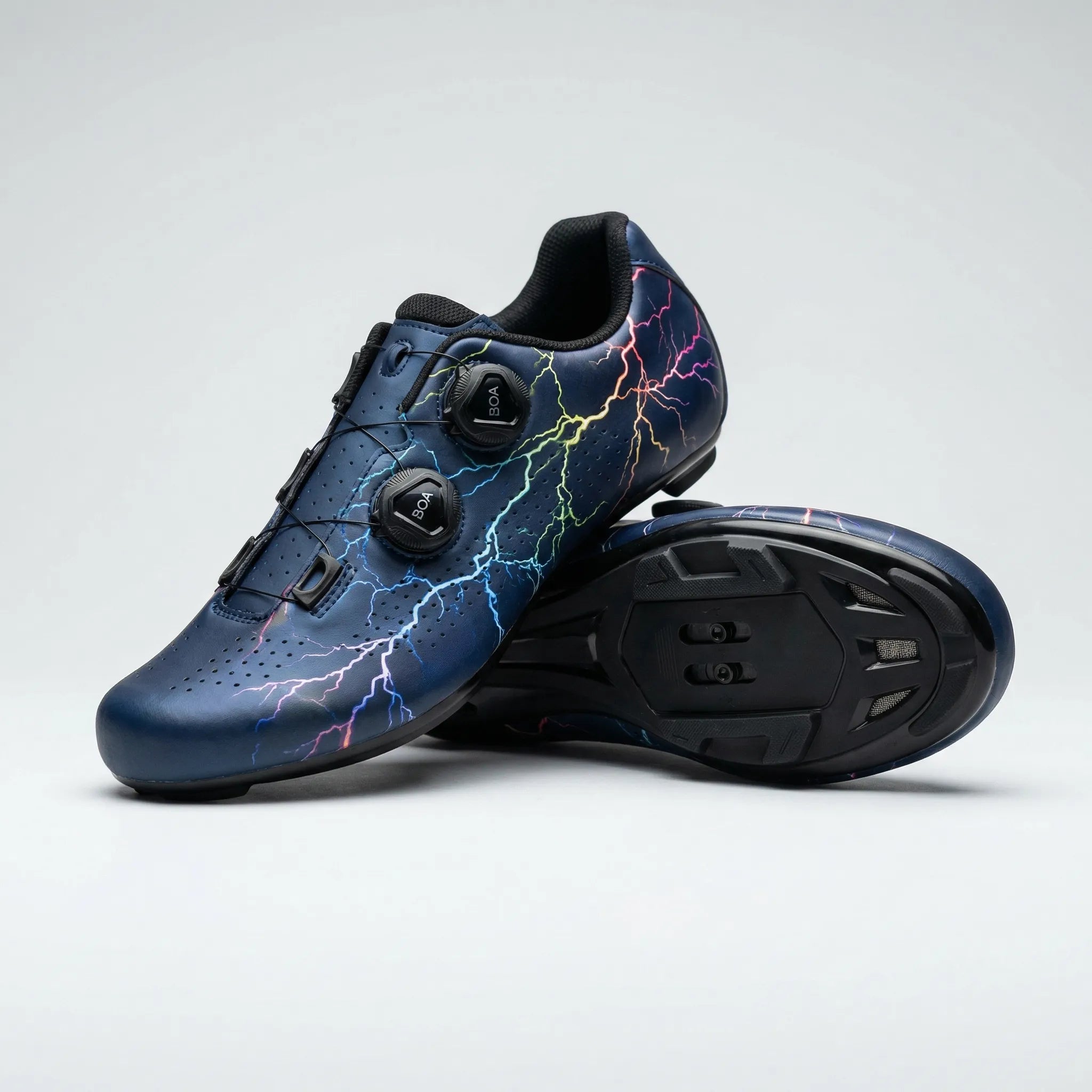 SPD cleat mountain bike cycling shoe with dual dial closure and lugged outsole