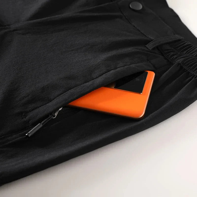 Women's hiking pants with four-way stretch, water-repellent cargo design