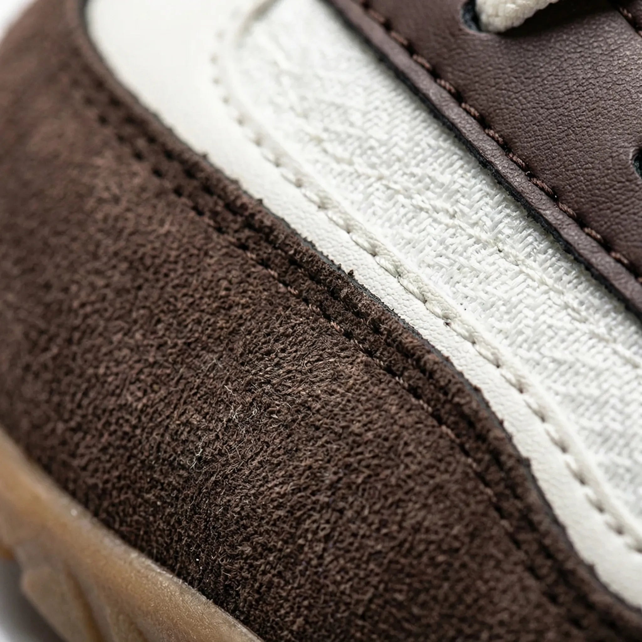 Wide-fit trail walking shoes with non-slip sole and retro styling