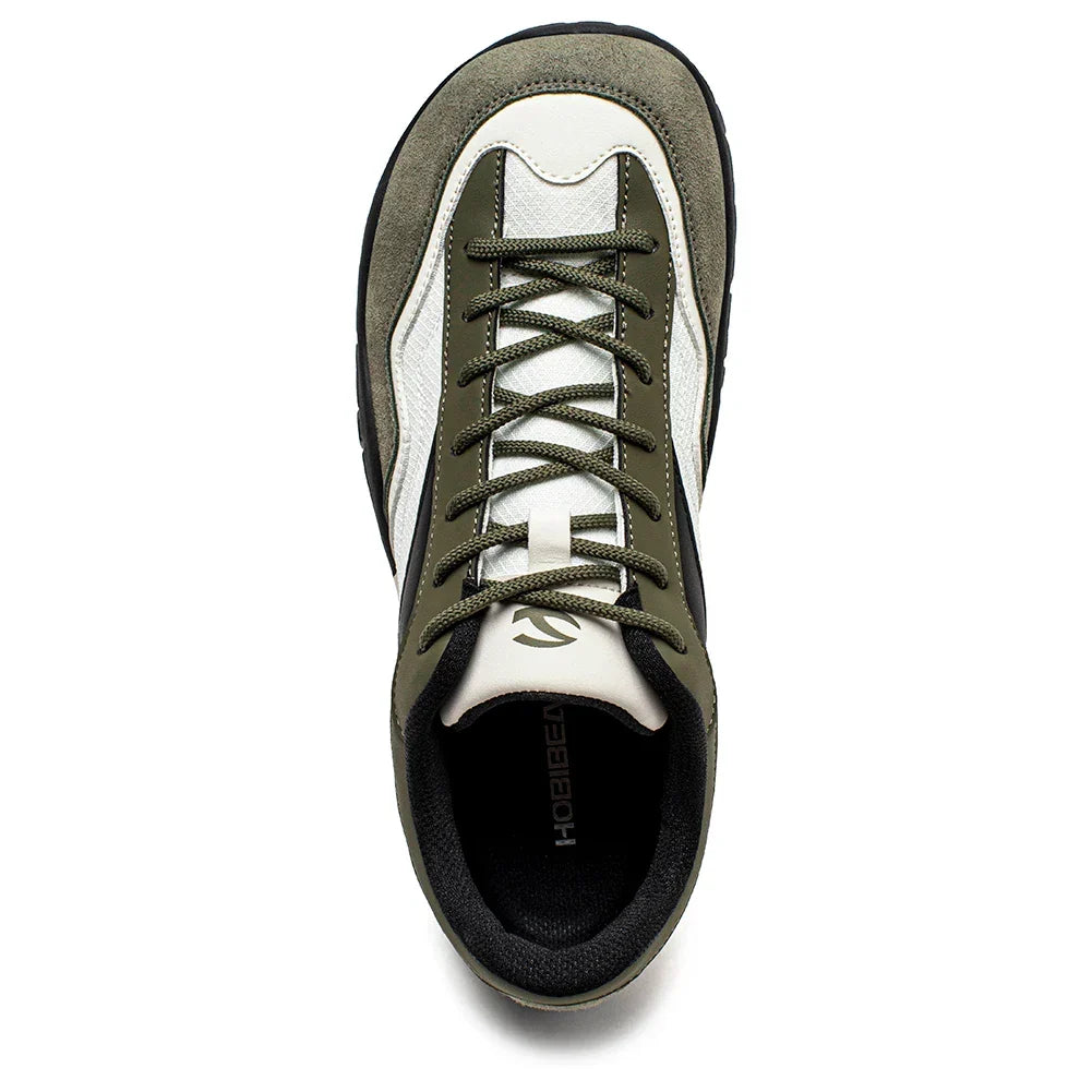 Wide-fit trail walking shoes with non-slip sole and retro styling