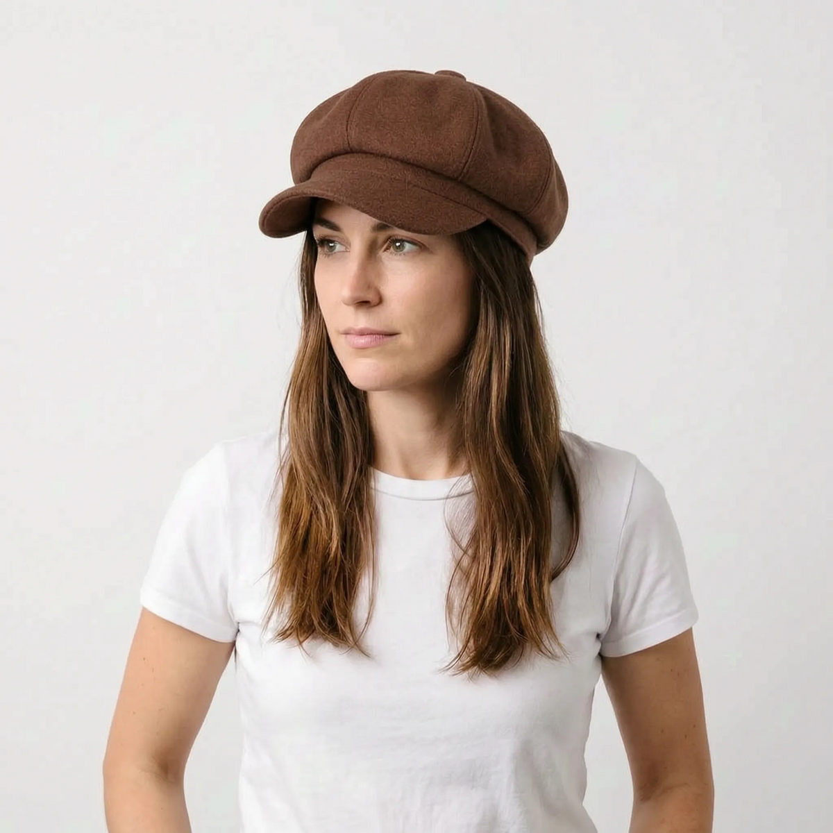 Classic beret with visor and dense woven material for cool weather