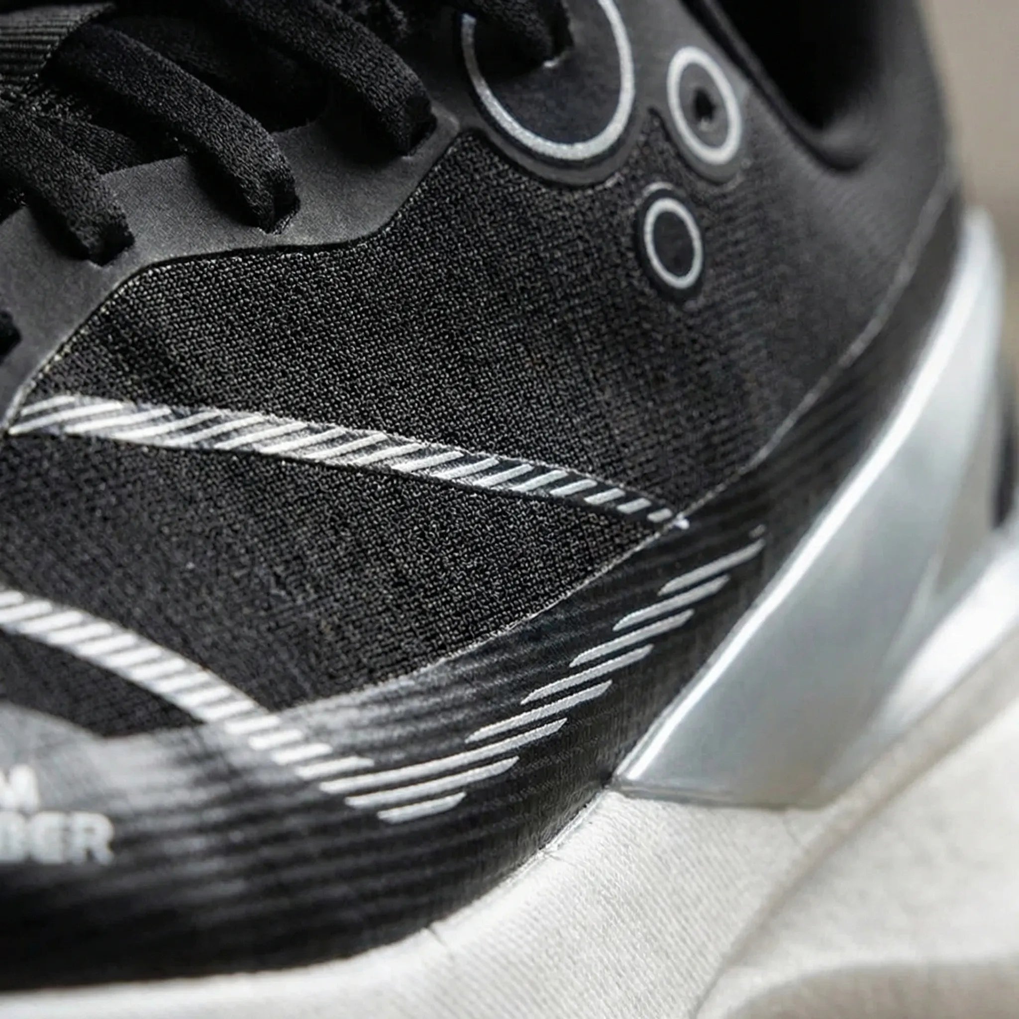 Men's non-slip racing shoe with cushioning for road running
