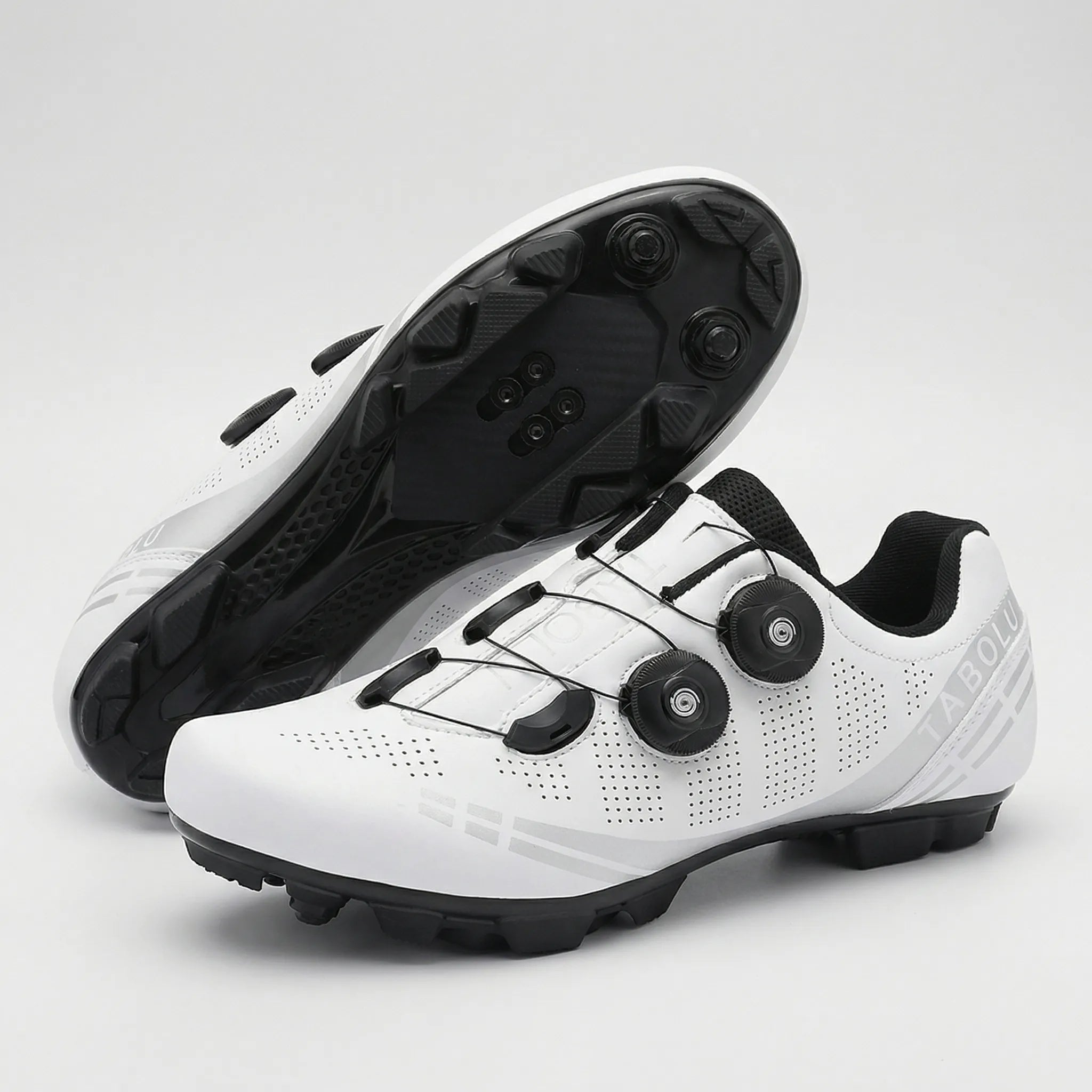 MTB cycling shoe with rotary knob closure and SPD cleat compatibility