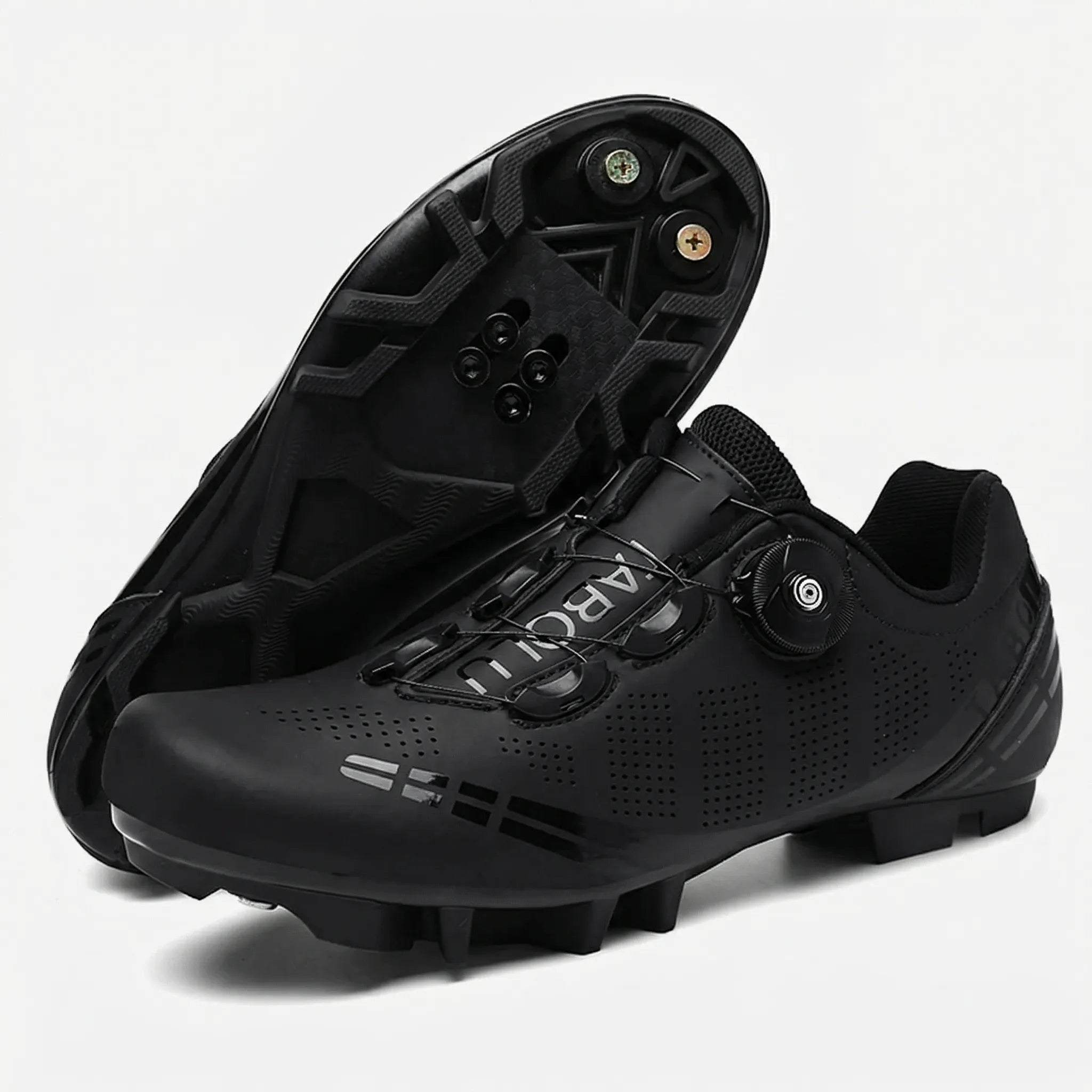 MTB cycling shoe with rotary knob closure and SPD cleat compatibility