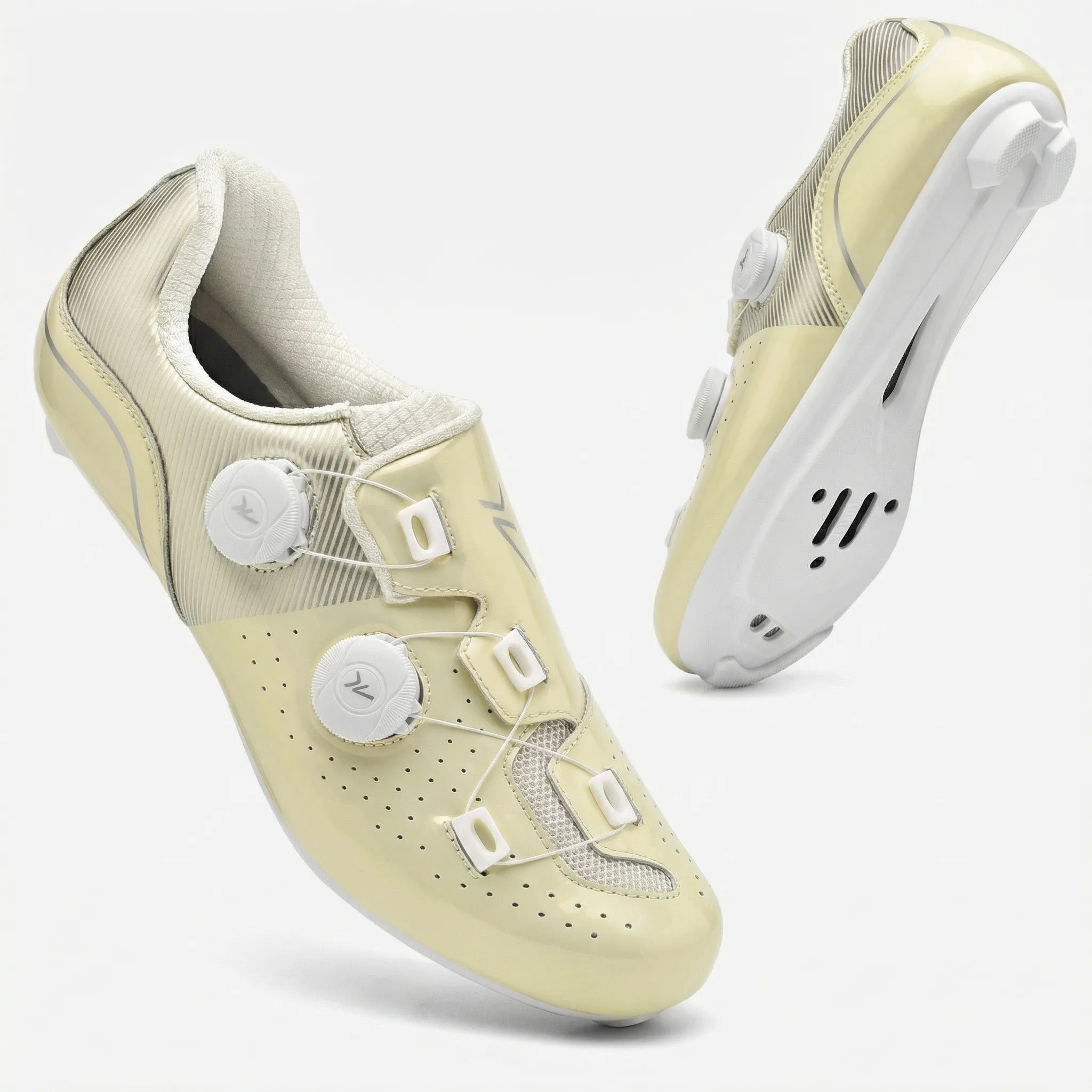 Road and MTB cycling shoes with dual rotary dial closure system