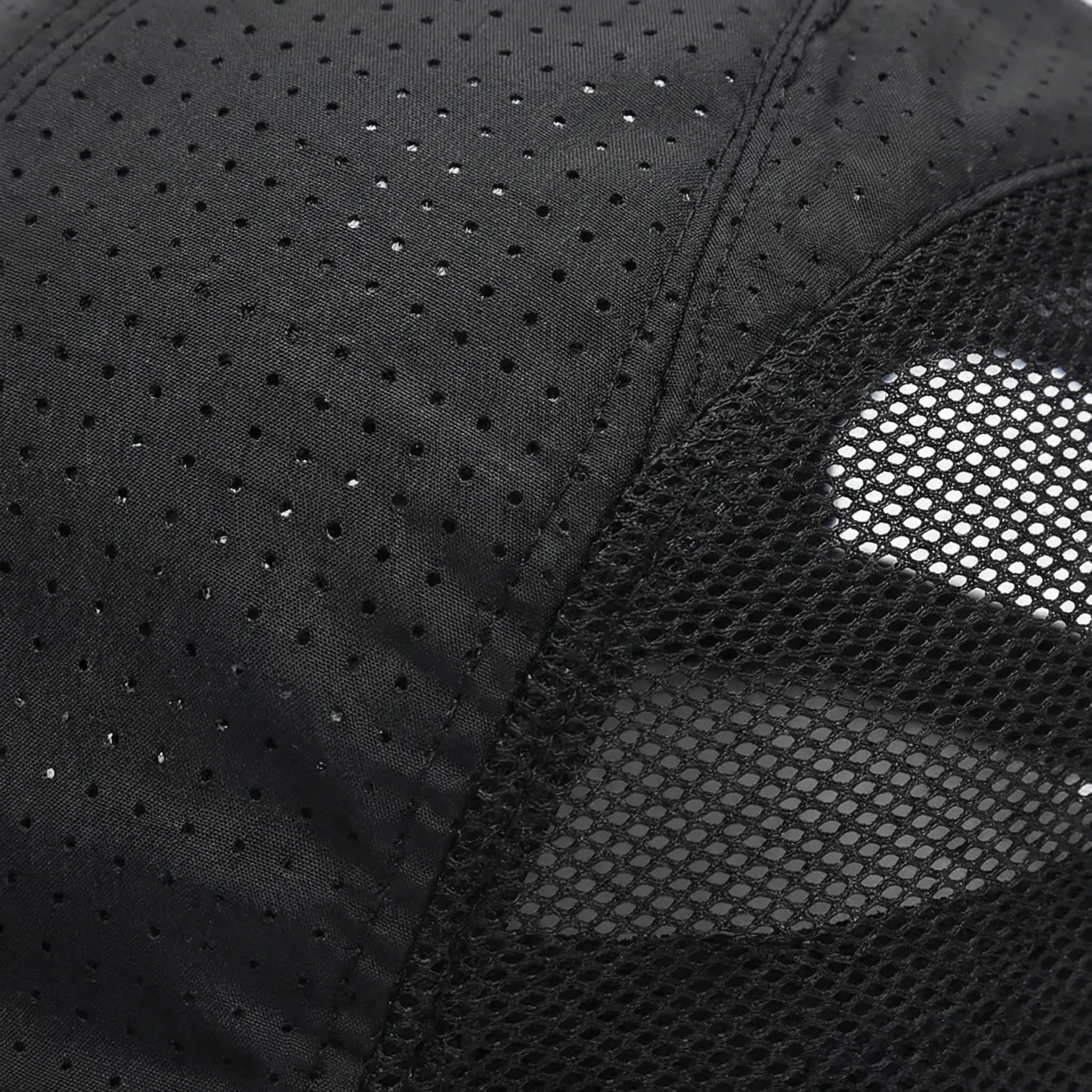 UV-rated baseball cap with mesh ventilation and quick-drying fabric