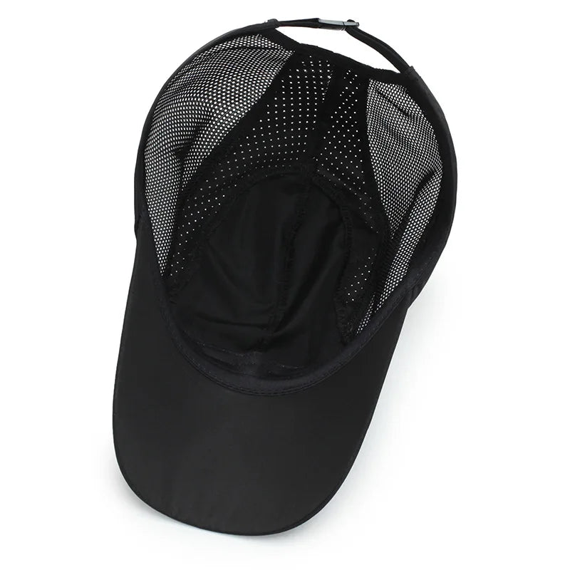 UV-rated baseball cap with mesh ventilation and quick-drying fabric