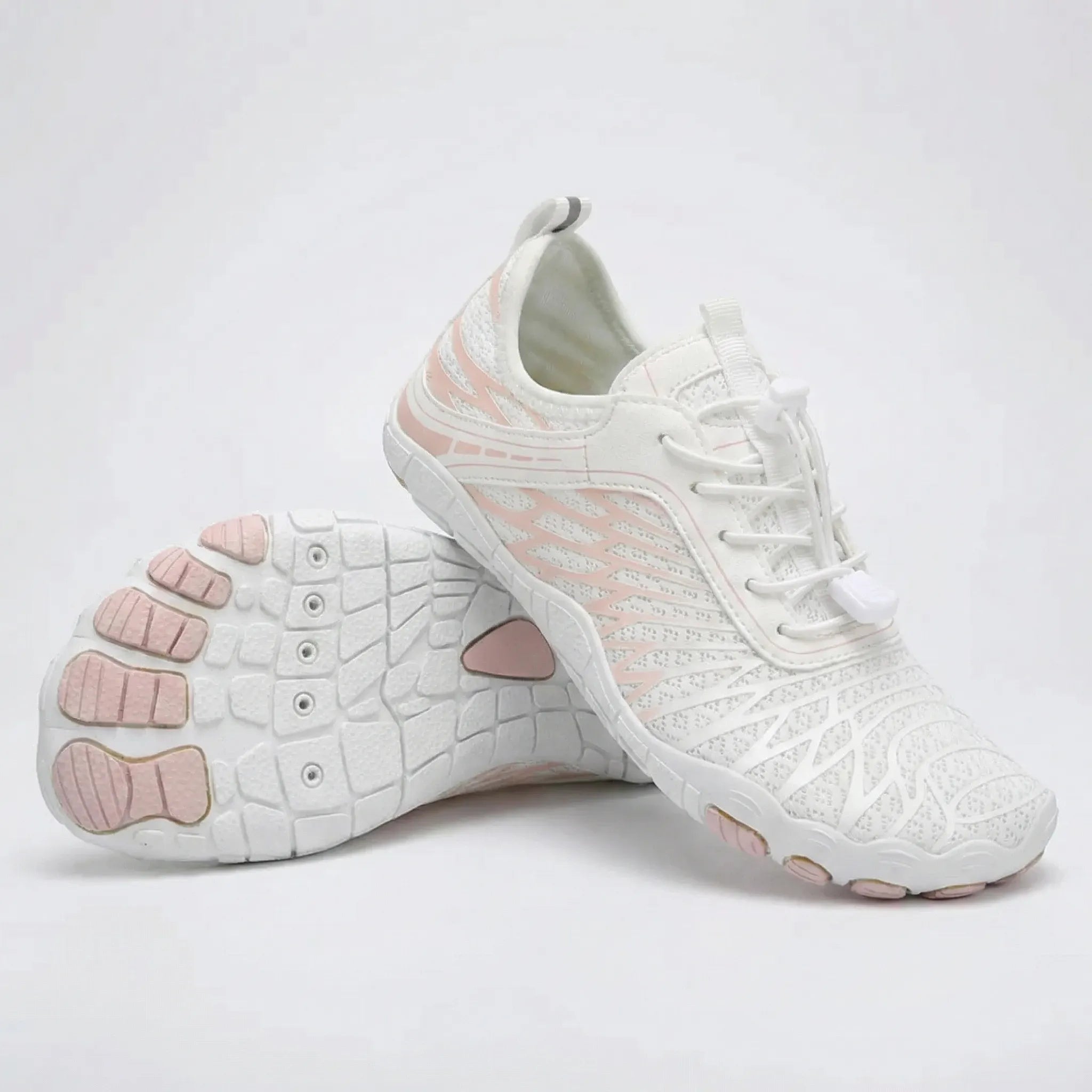 Barefoot-style anti-slip water shoe with quick-drying design