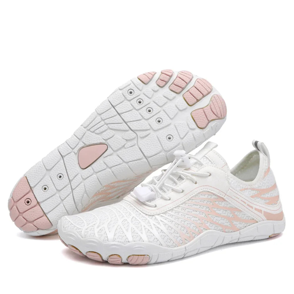 Barefoot-style anti-slip water shoe with quick-drying design