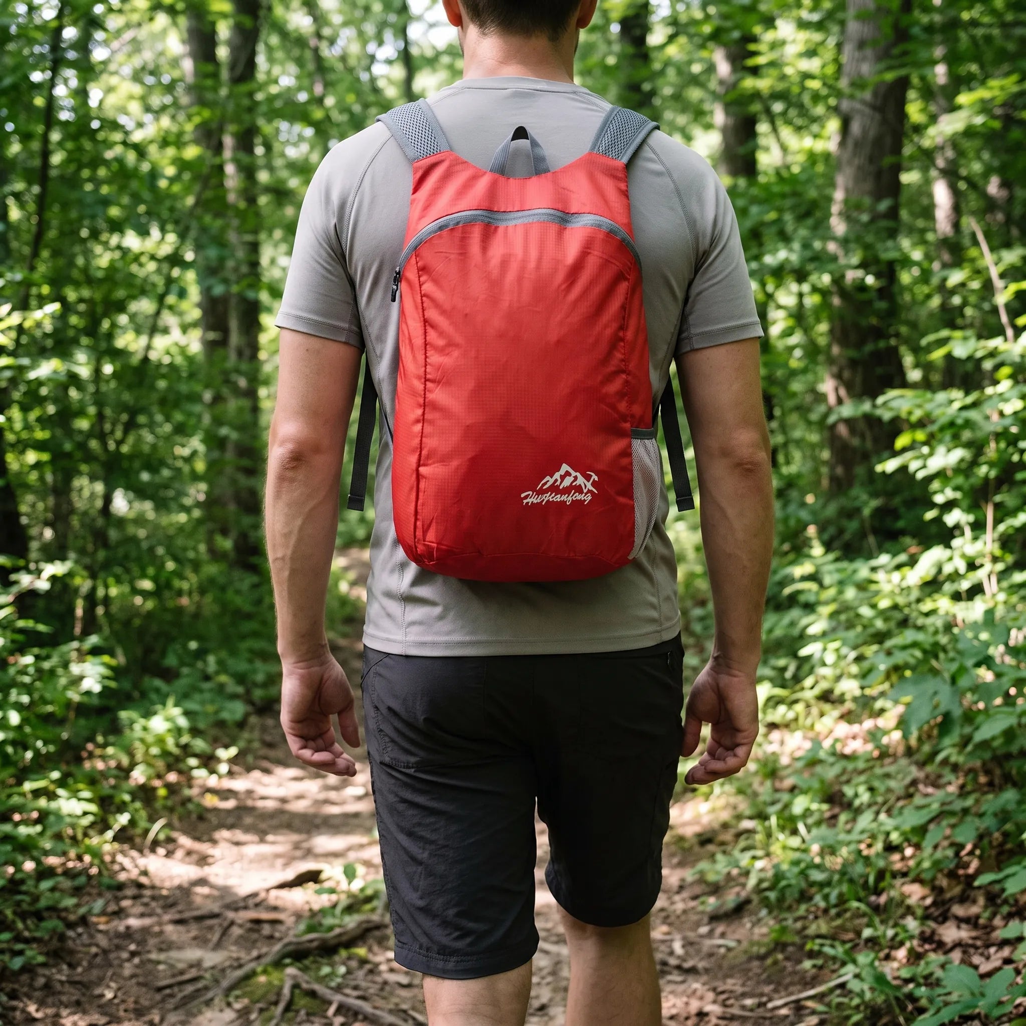Ultralight foldable daypack with water-resistant exterior and breathable mesh straps