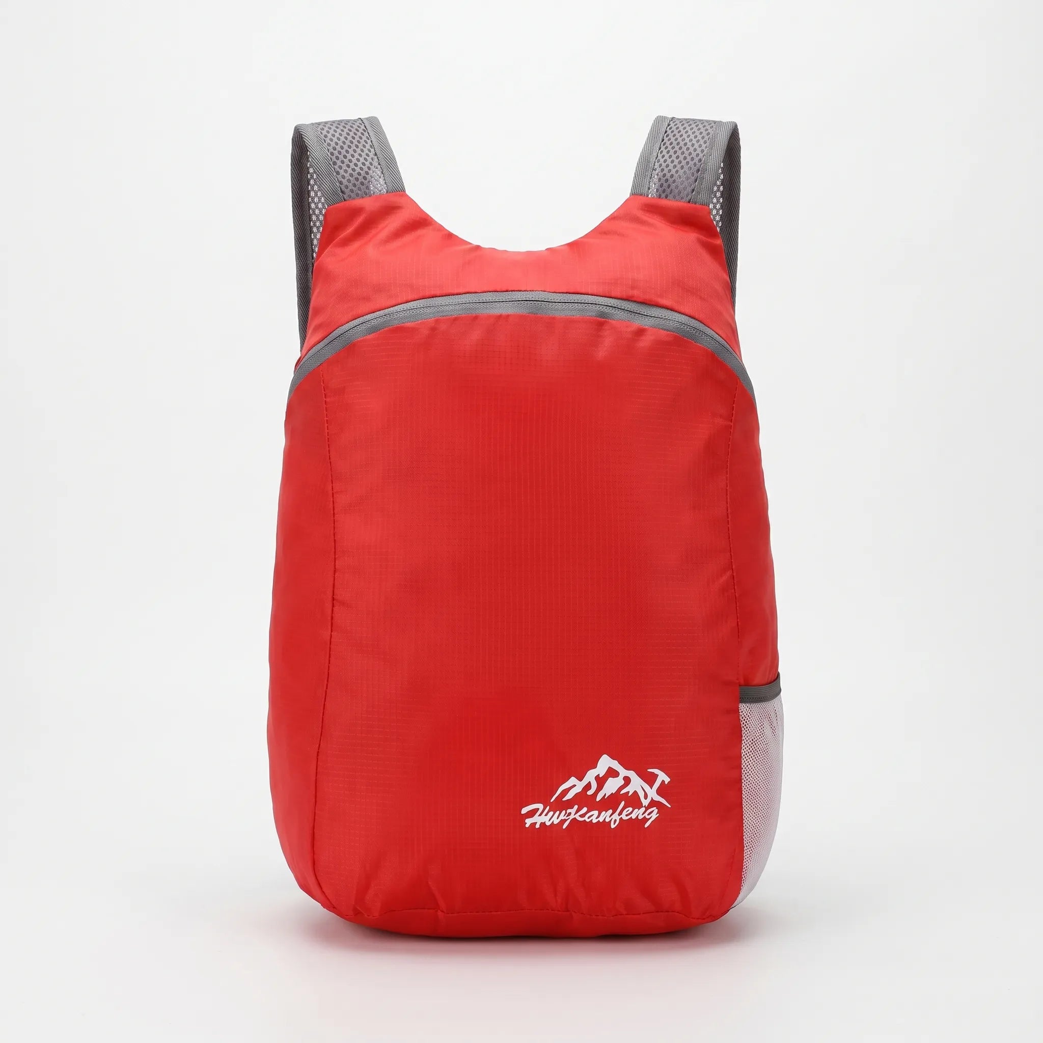 Ultralight foldable daypack with water-resistant exterior and breathable mesh straps