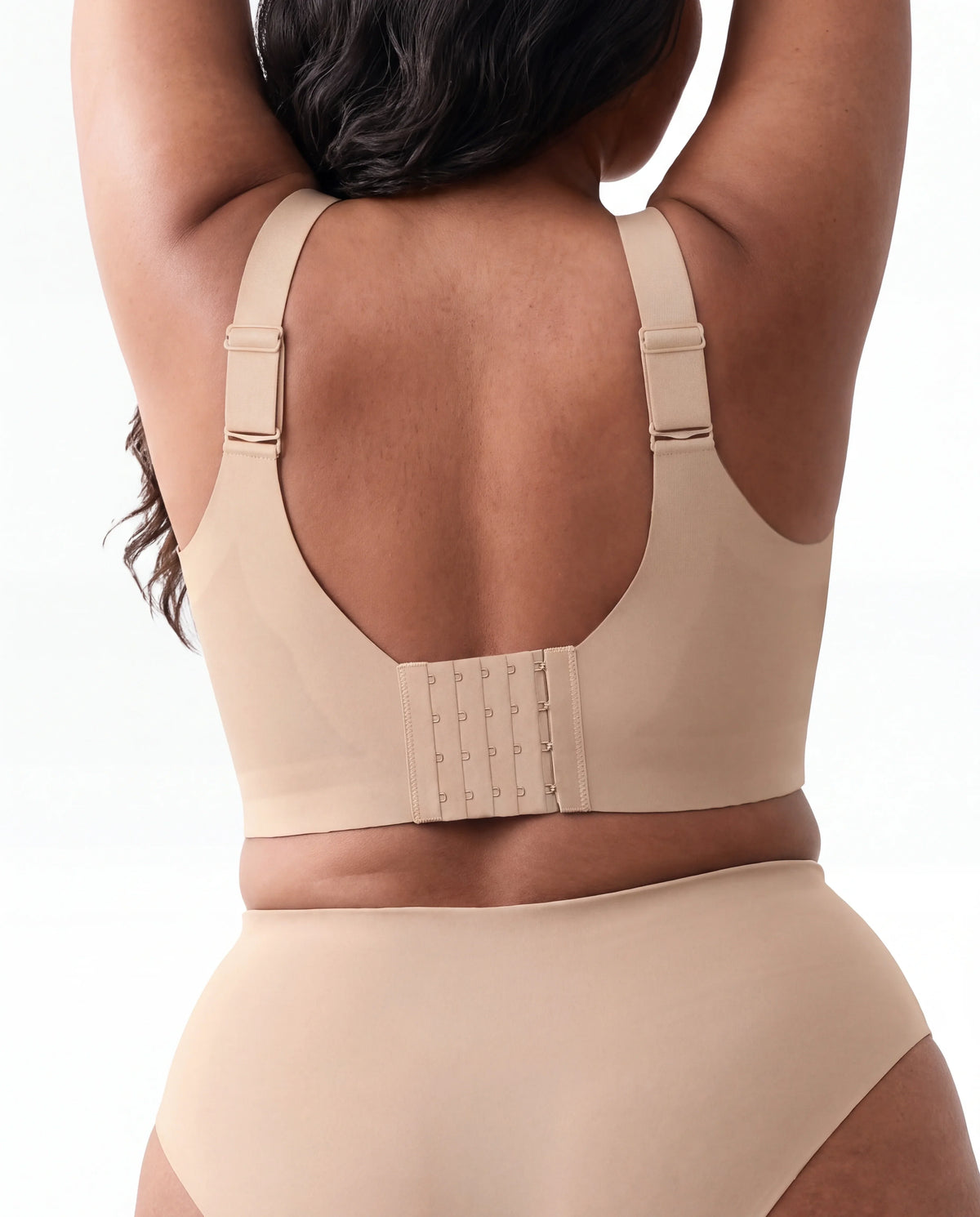 Total Support Wireless Bra — Silhouette Effect