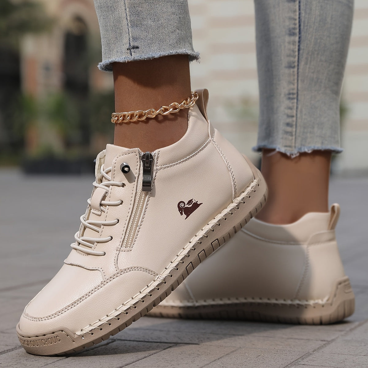 Women's Comfortable Lace-Up Ankle Sneakers