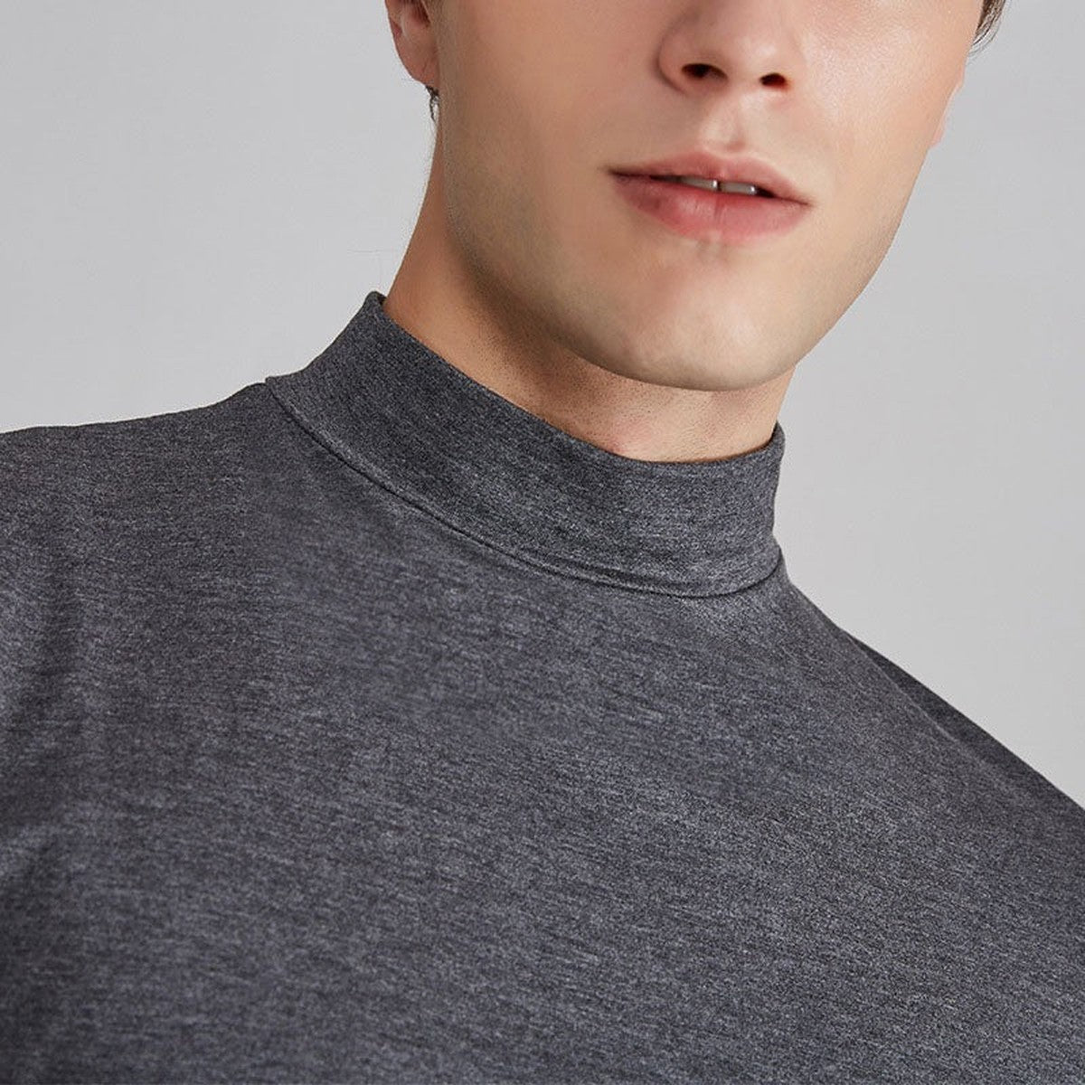 Men Short Sleeve Mock Neck T Shirt with Solid Color Design