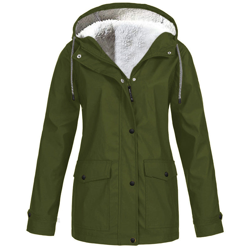 Windproof Jacket with Soft Fleece Lining and Hood – for All Weather Conditions