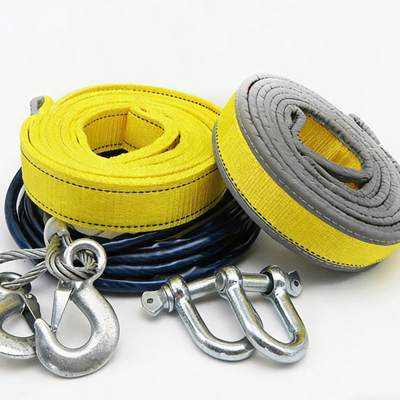 8-Ton Tow Rope with U-Shackle Hooks – Heavy-Duty, Reflective & 4 Metres Long, Be Ready for Roadside Recovery