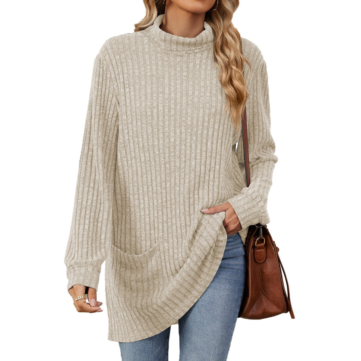 Loose-Fitting T-Shirt for Women with High Neck and Long Sleeves
